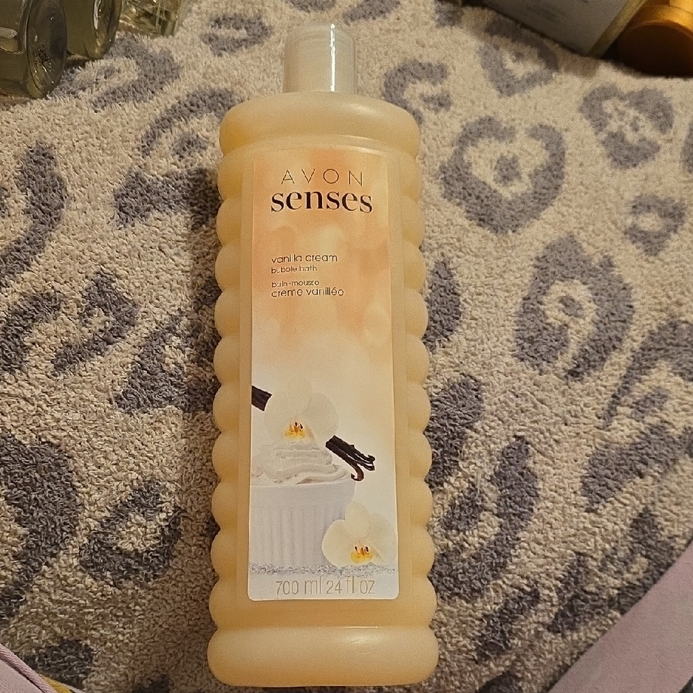Avon Senses Vanilla Cream Bubble Bath 24 Fl Oz New- Sealed
